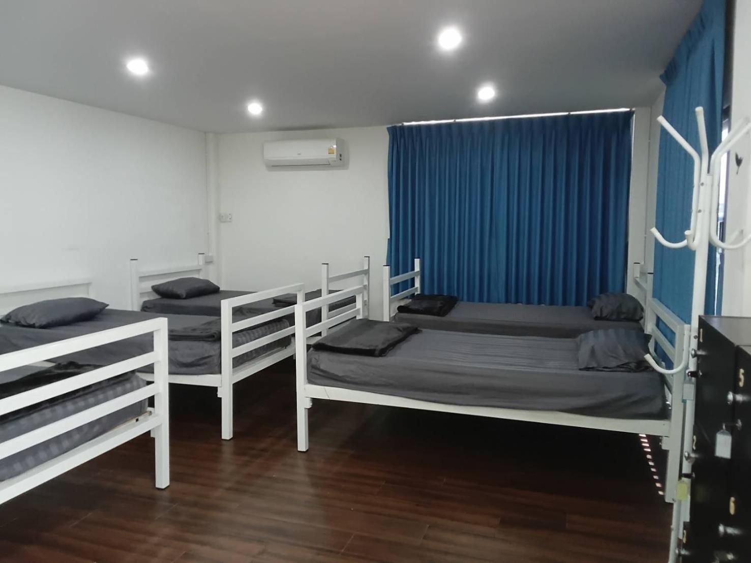 Happy Home Hostel Бангкок Екстер'єр фото